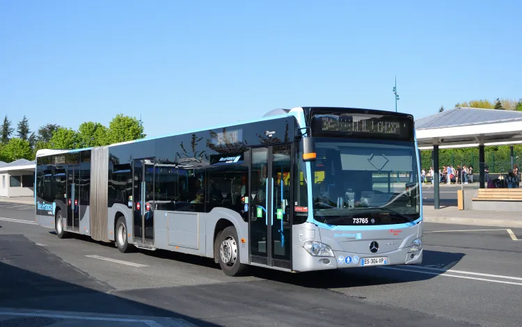 BUS ILE DE FRANCE MOBILITE
